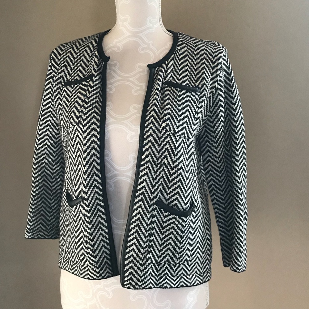 Classic sweater blazer